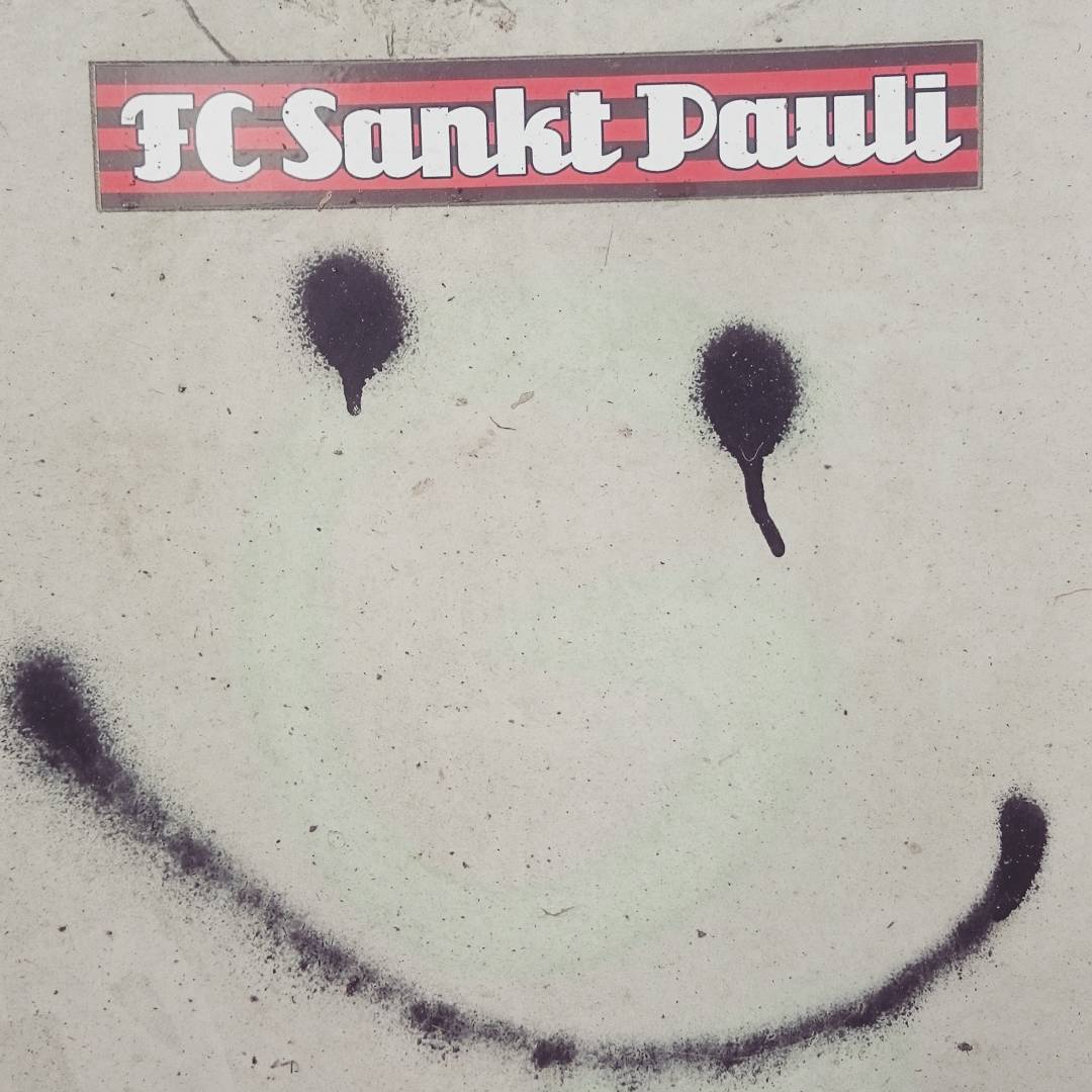 Smile,
Sankt Pauli loves you too