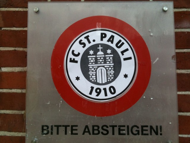 FC St. Pauli Bitte Absteigen
